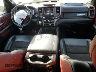 2019 Ram 1500 Rebel z VIN 1C6SRFET5KN580766, wystawiony jako Copart lot #54126805 z przebiegiem 129 515 mil mil oraz Szkoda całkowita • Salvage title. Historia ofert i sprzedaży dostępna na DreamBid. Obrazek 8.