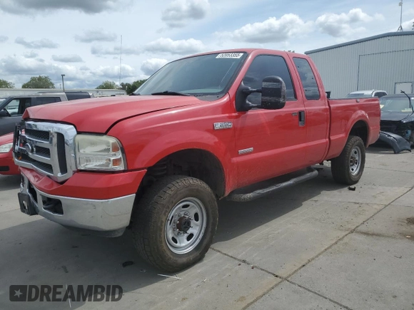 2005 Ford F-250 XL with VIN 1FTSX21P15EA76932, listed as a Copart auction lot 52053355 with 134,955 mi miles and Salvage title. Bid and sale history available at DreamBid. Image 1.