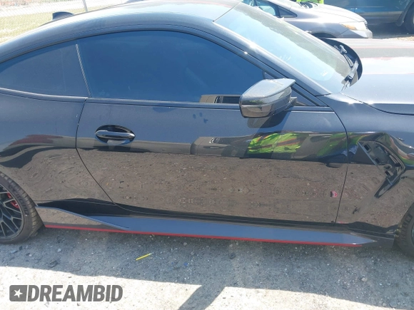 2023 BMW 4 Series z VIN WBS63AZ04PCL58455, wystawiony jako IAAI lot #42134004 z przebiegiem 4 589 mil mil oraz . Historia ofert i sprzedaży dostępna na DreamBid. Obrazek 13.