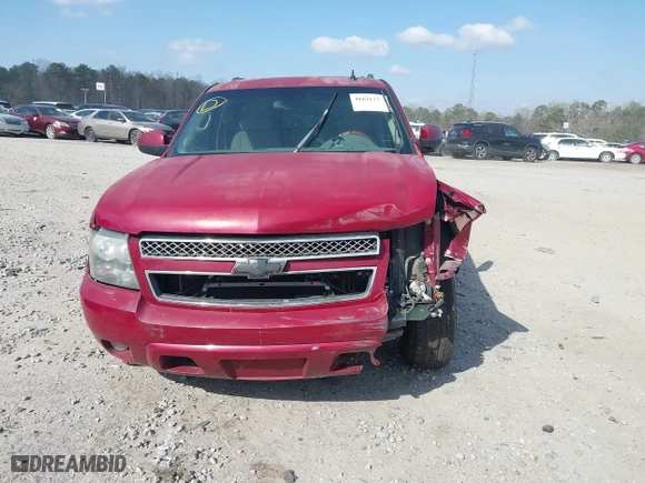 2007 Chevrolet Suburban LT with VIN 1GNFC16J97J355929, listed as a IAAI auction lot 41626223 with 186,644 mi miles. Bid and sale history available at carsss.com. Image 12.