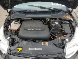 2013 Ford Focus Electric with VIN 1FADP3R45DL139846, listed as a Copart auction lot 43901975 with 70,000 mi miles and Salvage title. Bid and sale history available at DreamBid. Image 11.