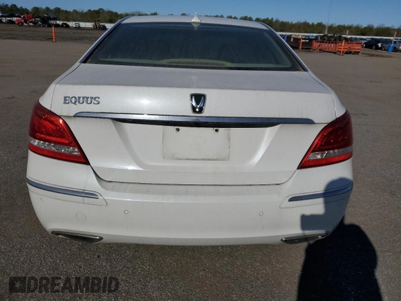 2013 Hyundai Equus Signature with VIN KMHGH4JH2DU071858, listed as a Copart auction lot 52321715 with 46,853 mi miles and Clean Title. Bid and sale history available at DreamBid. Image 6.