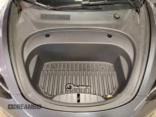 2022 Tesla Model 3 z VIN 5YJ3E1EAXNF313989, wystawiony jako Copart lot #88564835 z przebiegiem 35 407 mil mil oraz Szkoda całkowita • Salvage title. Historia ofert i sprzedaży dostępna na DreamBid. Obrazek 13.