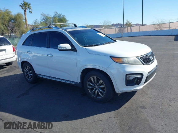 2012 Kia Sorento SX with VIN 5XYKW4A21CG300577, listed as a IAAI auction lot 41703422 with 191,795 mi miles. Bid and sale history available at carsss.com. Image 1.