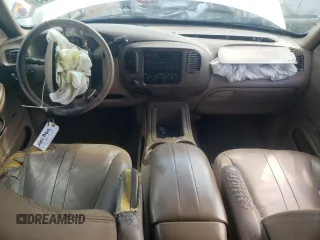 1998 Ford Expedition XLT z VIN 1FMPU18L7WLA74705, wystawiony jako Copart lot #82522704 z przebiegiem 275 355 mil mil oraz Szkoda całkowita • Salvage title. Historia ofert i sprzedaży dostępna na DreamBid. Obrazek 8.