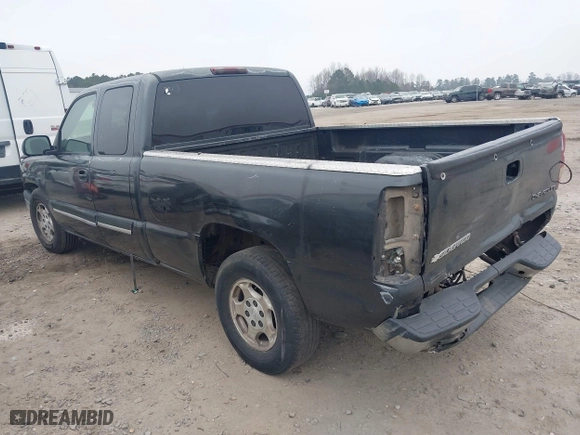 2003 Chevrolet Silverado 1500 LS with VIN 2GCEC19T131315205, listed as a IAAI auction lot 41804738 with 207,940 mi miles. Bid and sale history available at carsss.com. Image 3.