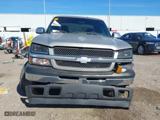 2004 Chevrolet Silverado 1500 Work Truck with VIN 2GCEC19V841321618, listed as a IAAI auction lot 41007828 with 208,620 mi miles. Bid and sale history available at carsss.com. Image 12.