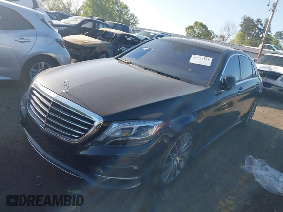 2015 Mercedes-Benz S 550 with VIN WDDUG8CB3FA119694, listed as a IAAI auction lot 42022141 with 181,590 mi miles and . Bid and sale history available at carsss.com. Image 2.