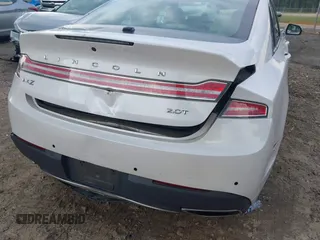 2019 Lincoln MKZ Reserve II z VIN 3LN6L5E94KR607412, wystawiony jako IAAI lot #42231994 z przebiegiem 54 812 mil mil oraz . Historia ofert i sprzedaży dostępna na DreamBid. Obrazek 17.