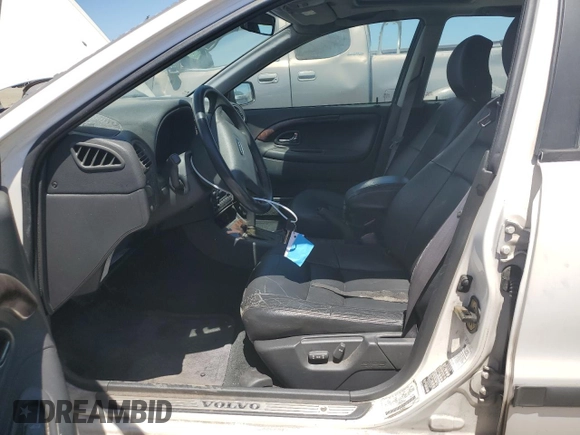 2000 Volvo S40 с VIN YV1VS255XYF542810, выставлен на аукционе Copart как лот 62570624 с пробегом 180 692 миль миль и Списание • Salvage title. История ставок и продаж доступна на DreamBid. Изображение 7.