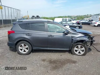 2014 Toyota RAV4 XLE with VIN 2T3RFREV0EW195521, listed as a IAAI auction lot 42248390 with 96,126 mi miles and . Bid and sale history available at DreamBid. Image 14.