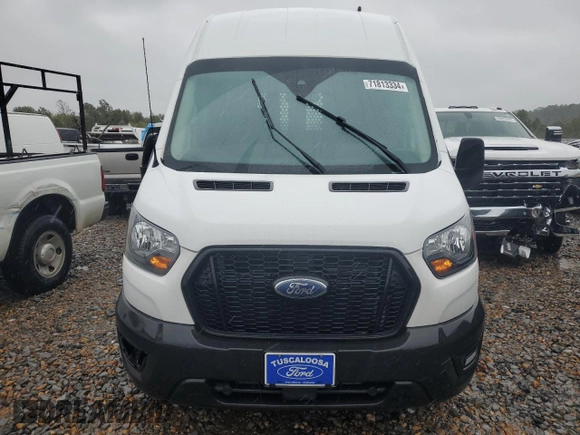 2021 Ford Transit Cargo with VIN 1FTBR1X84MKA38597, listed as a Copart auction lot 71813334 with 141,505 mi miles and Clean Title. Bid and sale history available at DreamBid. Image 5.