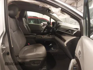 2022 Toyota Sienna XLE with VIN 5TDYRKEC6NS126603, listed as a IAAI auction lot 41561490 with 69,069 mi miles. Bid and sale history available at carsss.com. Image 5.