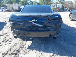 2015 Chevrolet Camaro SS with VIN 2G1FJ1EW3F9264749, listed as a IAAI auction lot 41447473 with 56,032 mi miles. Bid and sale history available at carsss.com. Image 17.