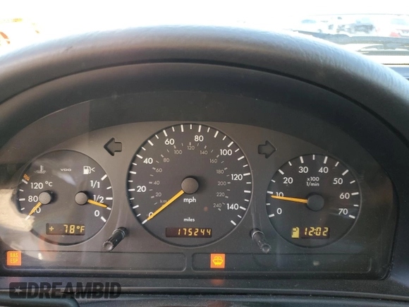 2002 Mercedes-Benz M-Class with VIN 4JGAB54E32A365833, listed as a Copart auction lot 76158434 with 175,244 mi miles and Salvage Title. Bid and sale history available at carsss.com. Image 9.