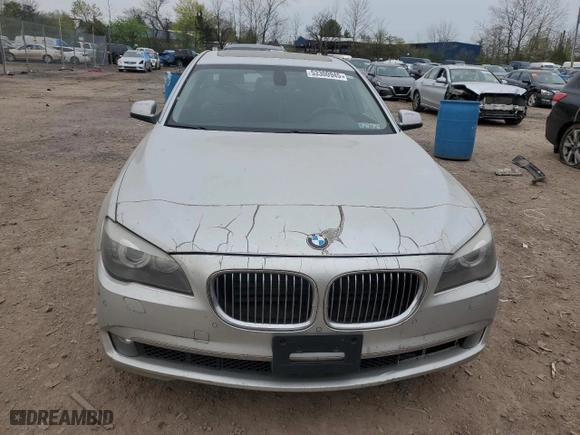 2012 BMW 7 Series 750i xDrive with VIN WBAKC6C55CC396517, listed as a Copart auction lot 53300945 with 163,700 mi miles and Clean Title. Bid and sale history available at carsss.com. Image 5.