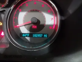 2007 Pontiac G5 z VIN 1G2AL15F877284806, wystawiony jako IAAI lot #42292843 z przebiegiem 182 957 mil mil oraz . Historia ofert i sprzedaży dostępna na DreamBid. Obrazek 7.