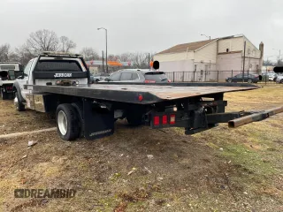 2011 Ford F-550 XL with VIN 1FDUF5GT2BEC23705, listed as a Copart auction lot 49288015 with 416,635 mi miles and Clean Title. Bid and sale history available at carsss.com. Image 3.