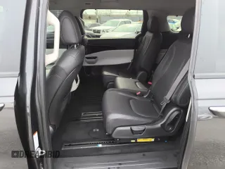 2024 Kia Carnival EX with VIN KNDNC5H31R6421390, listed as a Copart auction lot 55661565 with 18,515 mi miles and Salvage Title. Bid and sale history available at DreamBid. Image 10.