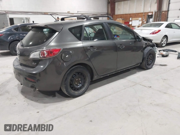 2011 Mazda Mazda3 s Sport with VIN JM1BL1K63B1467613, listed as a IAAI auction lot 41696255 with 162,768 mi miles. Bid and sale history available at carsss.com. Image 4.