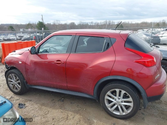 2014 Nissan Juke S with VIN JN8AF5MR5ET351991, listed as a IAAI auction lot 41717783 with 116,553 mi miles. Bid and sale history available at carsss.com. Image 17.