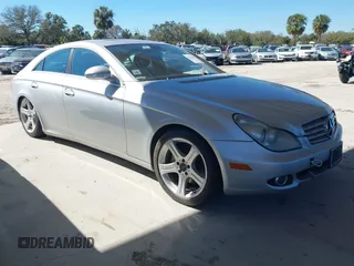 2006 Mercedes-Benz CLS-Class with VIN WDDDJ75X16A052291, listed as a IAAI auction lot 41759407 with 1 mi miles. Bid and sale history available at carsss.com. Image 1.