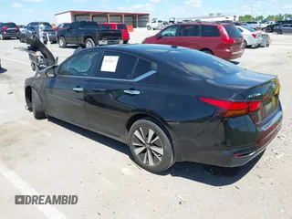 2021 Nissan Altima SV with VIN 1N4BL4DV7MN379865, listed as a IAAI auction lot 42316612 with Not provided miles and . Bid and sale history available at DreamBid. Image 3.