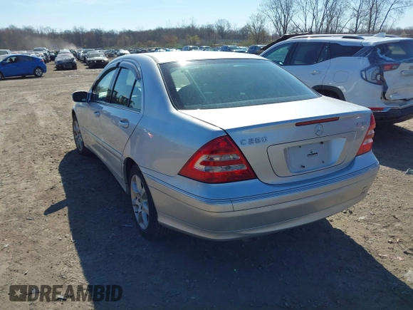 2007 Mercedes-Benz C 280 Luxury with VIN WDBRF92H37F891873, listed as a IAAI auction lot 42058992 with 127,760 mi miles and . Bid and sale history available at DreamBid. Image 3.