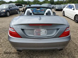 2013 Mercedes-Benz SLK-Class SLK 250 with VIN WDDPK4HA4DF073829, listed as a Copart auction lot 74289774 with 87,971 mi miles and Non Repairable. Bid and sale history available at carsss.com. Image 6.