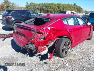 2018 Kia Stinger GT2 with VIN KNAE55LC0J6019590, listed as a IAAI auction lot 40627501 with 90,021 mi miles. Bid and sale history available at carsss.com. Image 4.