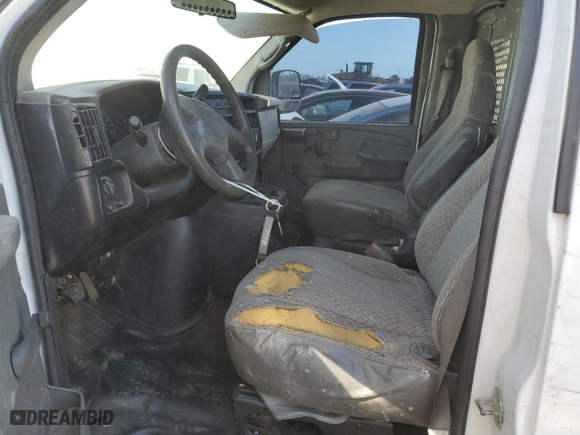 2006 GMC Savana Cargo Van with VIN 1GTFG15X961171835, listed as a Copart auction lot 69777534 with 227,545 mi miles and Salvage Title. Bid and sale history available at carsss.com. Image 7.