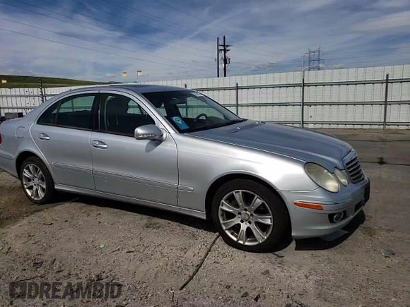 2009 Mercedes-Benz E 350 Luxury z VIN WDBUF87X09B423727, wystawiony jako Copart lot #53759525 z przebiegiem 161 555 mil mil oraz Czysty tytuł • Clean title. Historia ofert i sprzedaży dostępna na DreamBid. Obrazek 13.