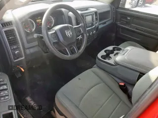 2018 Ram 1500 Express z VIN 1C6RR7FT2JS244415, wystawiony jako Copart lot #59847905 z przebiegiem 144 915 mil mil oraz Czysty tytuł • Clean title. Historia ofert i sprzedaży dostępna na DreamBid. Obrazek 8.