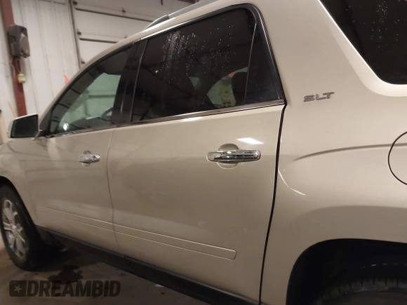 2015 GMC Acadia SLT z VIN 1GKKRSKD0FJ150417, wystawiony jako IAAI lot #41467746 z przebiegiem 155 893 mil mil oraz . Historia ofert i sprzedaży dostępna na DreamBid. Obrazek 15.