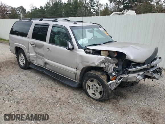 2004 Chevrolet Suburban LT with VIN 1GNEC16Z64J135810, listed as a Copart auction lot 84643984 with 243,355 mi miles and Salvage Title. Bid and sale history available at carsss.com. Image 4.