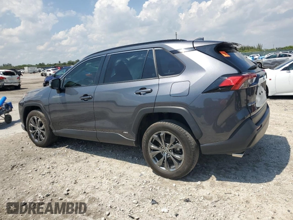 2023 Toyota RAV4 Hybrid XLE Premium z VIN JTMB6RFV2PD105642, wystawiony jako Copart lot #50714615 z przebiegiem Nie podano mil oraz Szkoda całkowita • Salvage title. Historia ofert i sprzedaży dostępna na DreamBid. Obrazek 2.