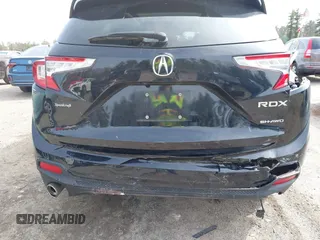 2019 Acura RDX w/Technology Pkg with VIN 5J8TC2H57KL008535, listed as a IAAI auction lot 41940688 with 36,021 mi miles. Bid and sale history available at carsss.com. Image 6.