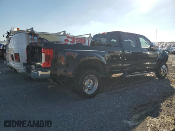 2018 Ford F-450 z VIN 1FT9W4DT1JED24368, wystawiony jako Copart lot #73235634 z przebiegiem 65 774 mil mil oraz Szkoda całkowita • Salvage title. Historia ofert i sprzedaży dostępna na DreamBid. Obrazek 3.