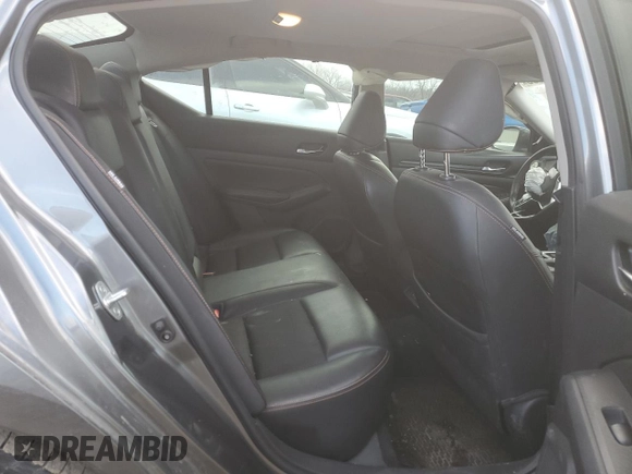 2019 Nissan Altima SR with VIN 1N4BL4CVXKC256619, listed as a Copart auction lot 46803955 with 121,557 mi miles and Non Repairable. Bid and sale history available at DreamBid. Image 10.