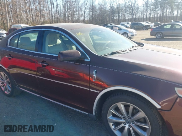 2009 Lincoln MKS with VIN 1LNHM94R19G611417, listed as a IAAI auction lot 41525775 with 198,077 mi miles. Bid and sale history available at carsss.com. Image 6.