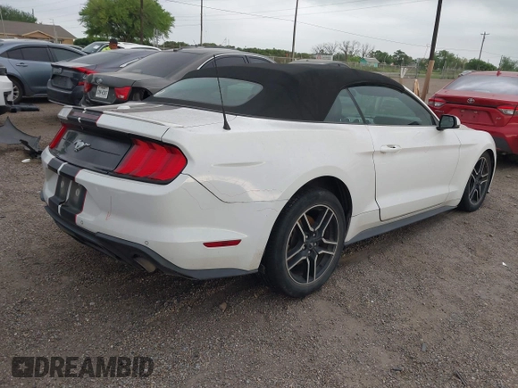 2020 Ford Mustang EcoBoost z VIN 1FATP8UH4L5120002, wystawiony jako IAAI lot #41977618 z przebiegiem 63 570 mil mil oraz . Historia ofert i sprzedaży dostępna na DreamBid. Obrazek 4.
