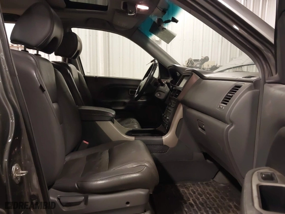 2007 Honda Pilot EX-L with VIN 2HKYF187X7H528523, listed as a IAAI auction lot 40977045 with 139,463 mi miles. Bid and sale history available at carsss.com. Image 5.
