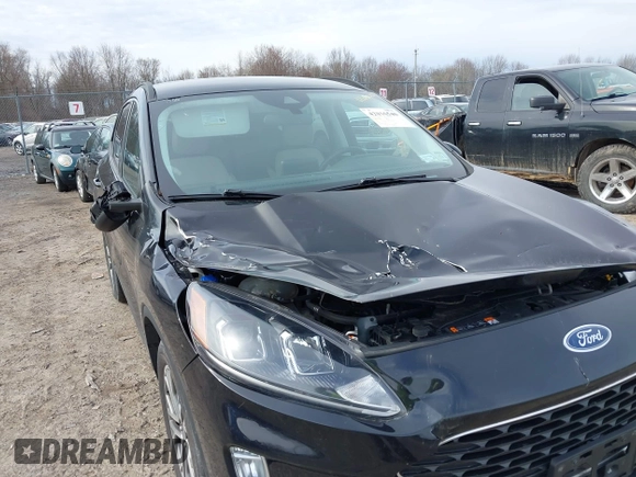2021 Ford Escape SEL с VIN 1FMCU9H9XMUA60225, выставлен на аукционе IAAI как лот 42016540 с пробегом 107 181 миль миль и . История ставок и продаж доступна на DreamBid. Изображение 6.