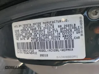 2001 Toyota Avalon XL z VIN 4T1BF28B61U175674, wystawiony jako Copart lot #49913765 z przebiegiem 170 245 mil mil oraz Tytuł czysty. Historia ofert i sprzedaży dostępna na DreamBid. Obrazek 12.