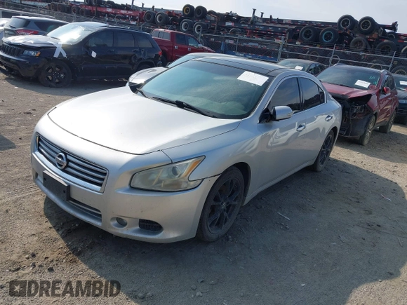 2014 Nissan Maxima S z VIN 1N4AA5AP6EC910967, wystawiony jako IAAI lot #42124722 z przebiegiem 111 986 mil mil oraz . Historia ofert i sprzedaży dostępna na DreamBid. Obrazek 17.