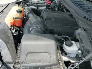 2018 Ford F-150 XLT z VIN 1FTEW1EG4JFB46609, wystawiony jako IAAI lot #42906967 z przebiegiem 140 281 mil mil oraz . Historia ofert i sprzedaży dostępna na DreamBid. Obrazek 22.