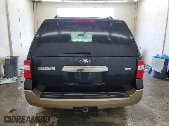 2011 Ford Expedition XLT with VIN 1FMJU1H52BEF07465, listed as a Copart auction lot 59095385 with 209,840 mi miles and Clean title. Bid and sale history available at DreamBid. Image 6.