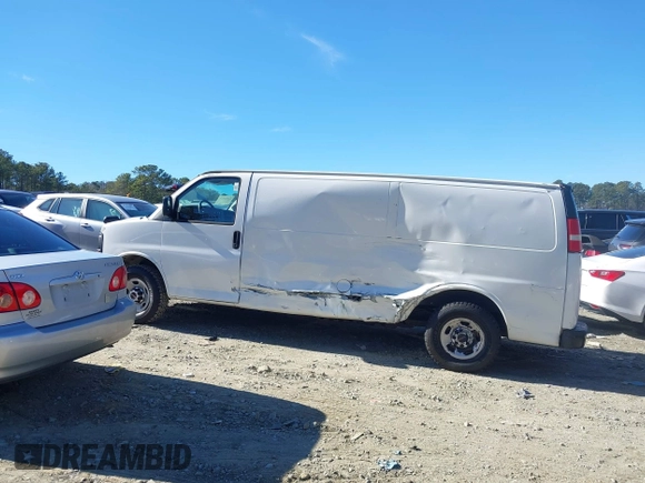 2011 GMC Savana Cargo Van with VIN 1GTW7GCA8B1149997, listed as a IAAI auction lot 41342313 with 225,756 mi miles. Bid and sale history available at carsss.com. Image 14.