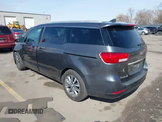 2016 Kia Sedona EX with VIN KNDMC5C12G6187338, listed as a IAAI auction lot 41735643 with 177,998 mi miles. Bid and sale history available at carsss.com. Image 3.