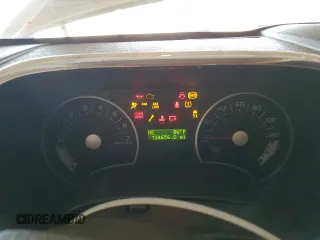 2010 Ford Explorer XLT z VIN 1FMEU7DE4AUA83284, wystawiony jako Copart lot #62513215 z przebiegiem 134 656 mil mil oraz Szkoda całkowita • Salvage title. Historia ofert i sprzedaży dostępna na DreamBid. Obrazek 9.